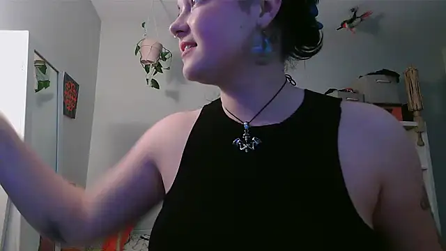 Snapshot of prettybird06 chatting on 30, 5, 2026 prettybird06 online show from 30, 5, 2026