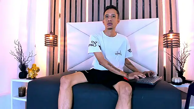 anxiuos miller online show from 27, 5, 2026