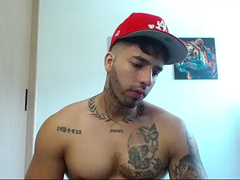 Snapshot of Jacobb_Phoenix chatting on 7, 7, 2026 Jacobb Phoenix online show from 7, 7, 2026