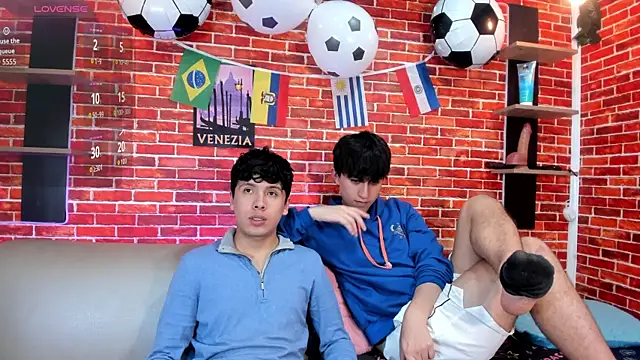 Snapshot of Hoot_boyss_ chatting on 23, 6, 2026 Hoot boyss online show from 23, 6, 2026