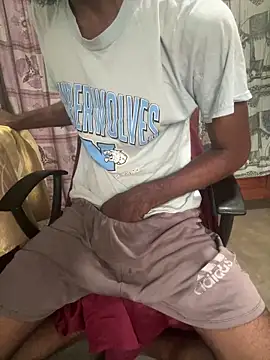 Snapshot of Inuchethi chatting on 13, 12, 2024 Inuchethi online show from 13, 12, 2024