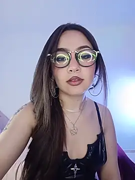paariiss  online show from 18, 5, 2026