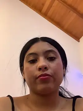 Snapshot of Paula-sinz chatting on 21, 5, 2026 Paula-sinz online show from 21, 5, 2026