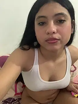 Snapshot of Paula-sinz chatting on 25, 5, 2026 Paula-sinz online show from 25, 5, 2026