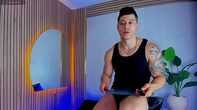 Snapshot of lukas_green11 chatting on 27, 5, 2026 lukas green11 online show from 27, 5, 2026