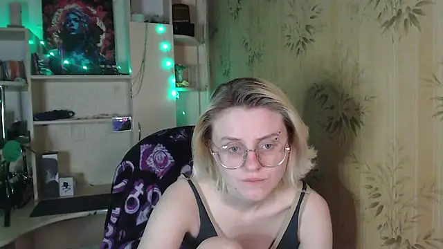 Snapshot of __Freya___ chatting on 26, 5, 2026 Freya online show from 26, 5, 2026