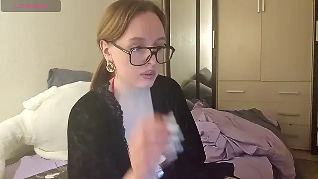 Felicia Miller  online show from 30, 5, 2026