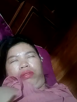 -Yeyi- online show from 17, 5, 2026