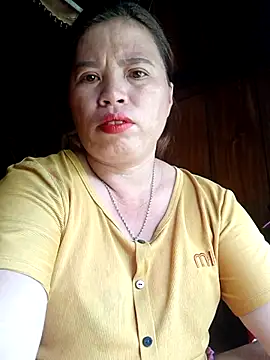 Snapshot of -Yeyi- chatting on 4, 7, 2026 -Yeyi- online show from 4, 7, 2026