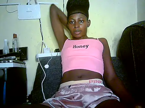 Snapshot of Therry-heart chatting on 24, 5, 2026 Therry-heart online show from 24, 5, 2026
