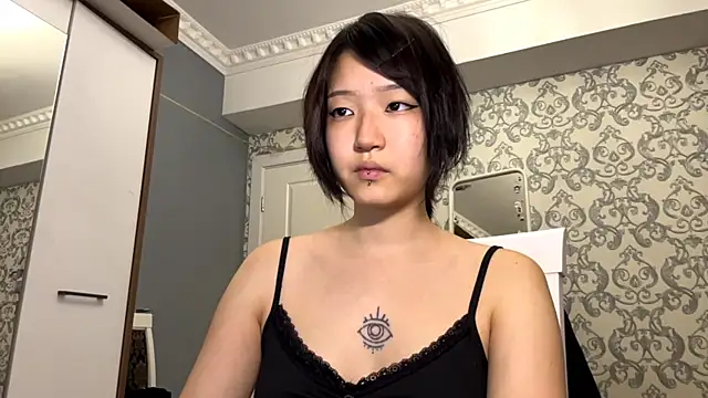 Snapshot of neonami chatting on 10, 6, 2026 neonami online show from 10, 6, 2026