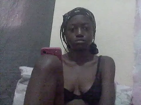 Snapshot of Hot-Ellah chatting on 27, 5, 2026 Hot-Ellah online show from 27, 5, 2026