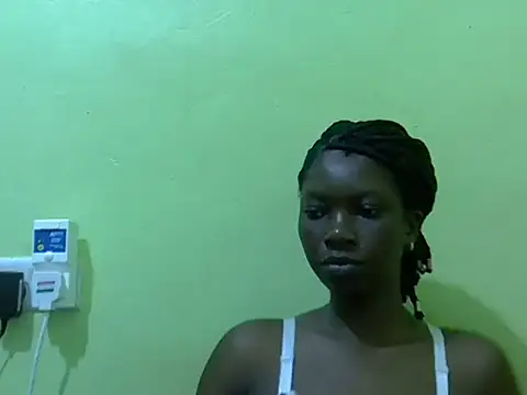 Snapshot of Sweet-Lynn chatting on 19, 5, 2026 Sweet-Lynn online show from 19, 5, 2026