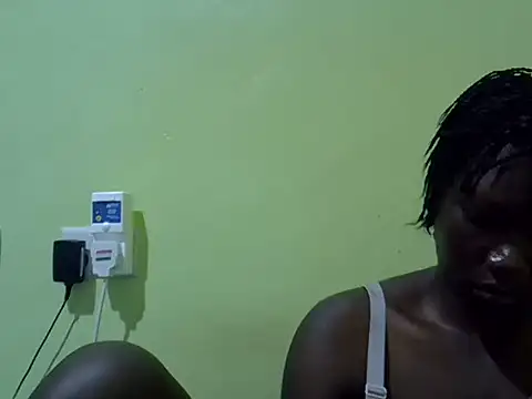 Snapshot of Sweet-Lynn chatting on 12, 7, 2026 Sweet-Lynn online show from 12, 7, 2026