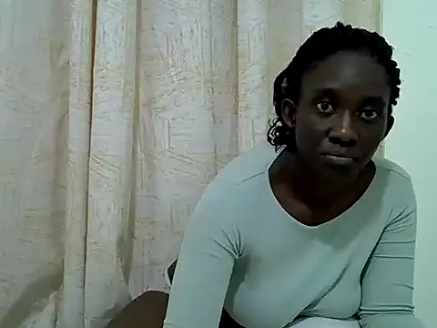 Snapshot of ebony_dessy chatting on 18, 5, 2026 ebony dessy online show from 18, 5, 2026