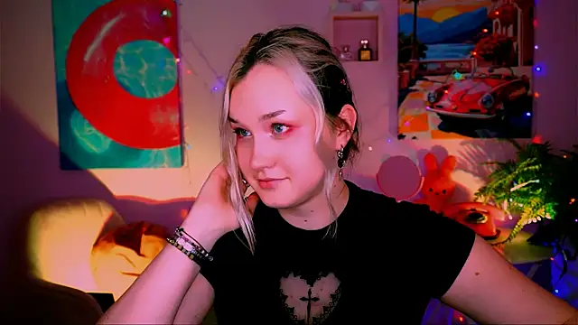 ViolettWoods online show from 19, 5, 2026