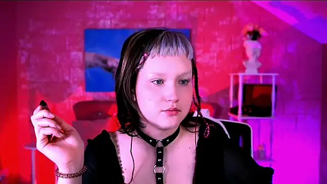 Snapshot of ViolettWoods chatting on 14, 7, 2026 ViolettWoods online show from 14, 7, 2026