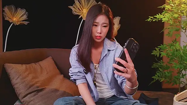 Snapshot of yu598188 chatting on 30, 5, 2026 yu598188 online show from 30, 5, 2026