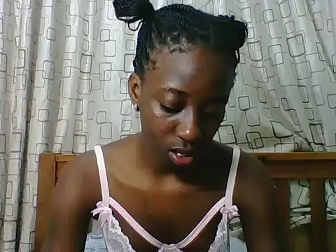Snapshot of Darkpretty23 chatting on 9, 7, 2026 Darkpretty23 online show from 9, 7, 2026