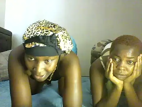 Snapshot of Ebony_sweet_slut chatting on 26, 5, 2026 Ebony sweet slut online show from 26, 5, 2026