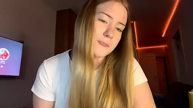 Lisi Kiss  online show from 25, 5, 2026