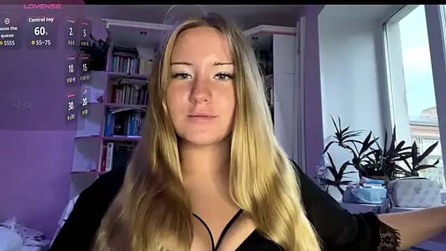 Lisi Kiss  online show from 18, 7, 2026
