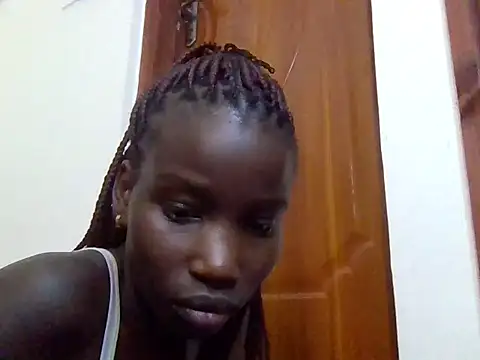 Snapshot of slimy_gal12 chatting on 25, 5, 2026 slimy gal12 online show from 25, 5, 2026