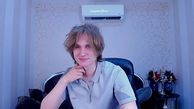 Snapshot of FinnBev chatting on 23, 5, 2026 FinnBev online show from 23, 5, 2026