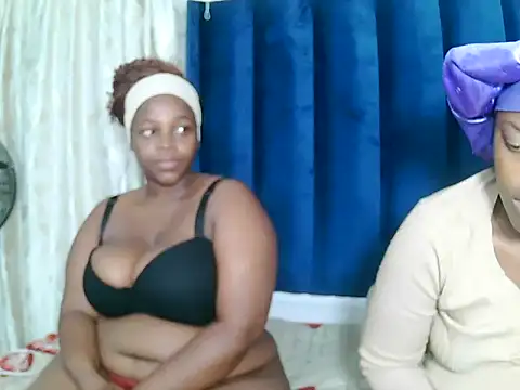 Snapshot of NaturalCurves7 chatting on 26, 5, 2026 NaturalCurves7 online show from 26, 5, 2026