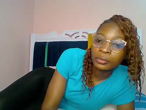 Snapshot of Ariana254 chatting on 26, 5, 2026 Ariana254 online show from 26, 5, 2026