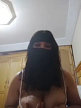 Snapshot of Laty_123 chatting on 31, 5, 2026 Laty 123 online show from 31, 5, 2026