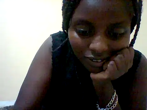 Snapshot of liligal chatting on 17, 5, 2026 liligal online show from 17, 5, 2026