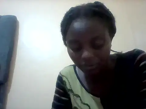 Snapshot of liligal chatting on 19, 5, 2026 liligal online show from 19, 5, 2026