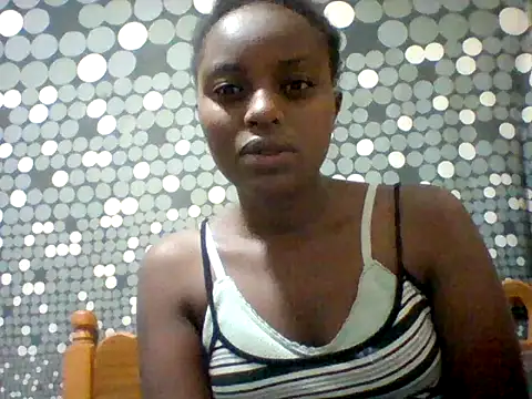 Snapshot of liligal chatting on 14, 7, 2026 liligal online show from 14, 7, 2026