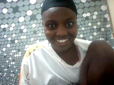 Snapshot of liligal chatting on 16, 7, 2026 liligal online show from 16, 7, 2026