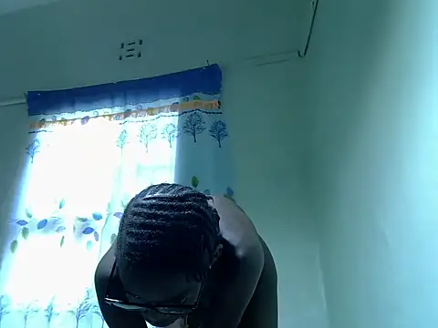 Pretty min online show from 7, 7, 2026