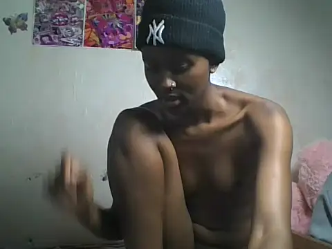 Snapshot of loversoncam chatting on 12, 7, 2026 loversoncam online show from 12, 7, 2026