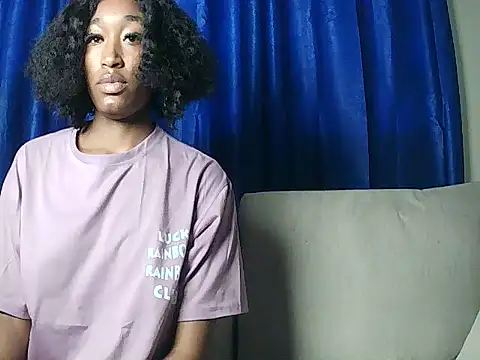 Snapshot of pinky_aura22 chatting on 12, 6, 2026 pinky aura22 online show from 12, 6, 2026