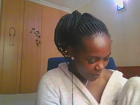 Snapshot of lunahit chatting on 23, 6, 2026 lunahit online show from 23, 6, 2026