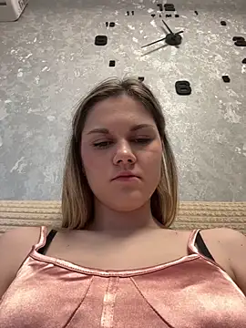 la lisa  online show from 3, 6, 2026
