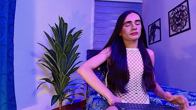 Snapshot of AURALIS_LUX chatting on 23, 5, 2026 AURALIS LUX online show from 23, 5, 2026