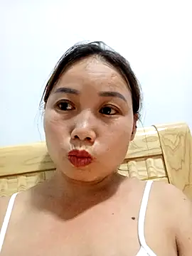Snapshot of HoaHongXanh22 chatting on 27, 7, 2026 HoaHongXanh22 online show from 27, 7, 2026