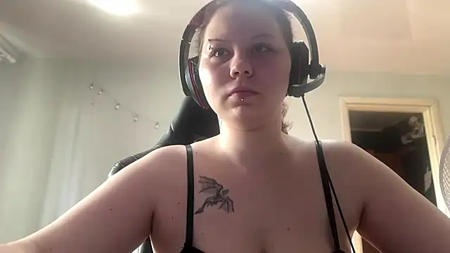 Snapshot of Redhair_girl chatting on 27, 5, 2026 Redhair girl online show from 27, 5, 2026