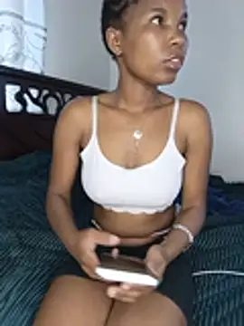 Snapshot of The_naughtyone chatting on 8, 7, 2026 The naughtyone online show from 8, 7, 2026