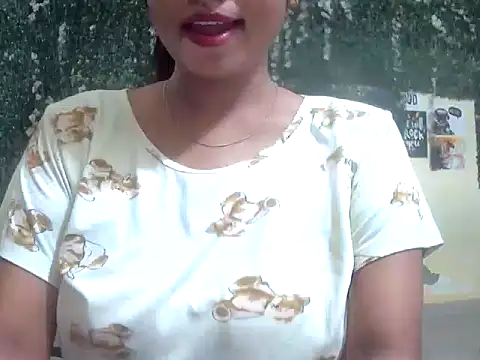 Snapshot of shallykaur chatting on 26, 5, 2026 shallykaur online show from 26, 5, 2026