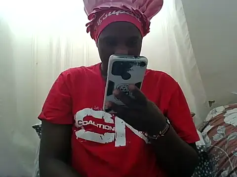Snapshot of Hot-Perryl chatting on 27, 5, 2026 Hot-Perryl online show from 27, 5, 2026