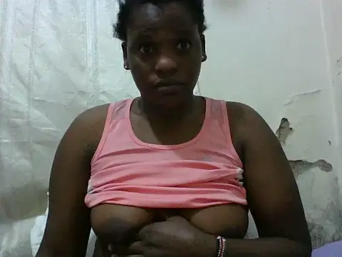 Snapshot of Hot-Perryl chatting on 9, 7, 2026 Hot-Perryl online show from 9, 7, 2026