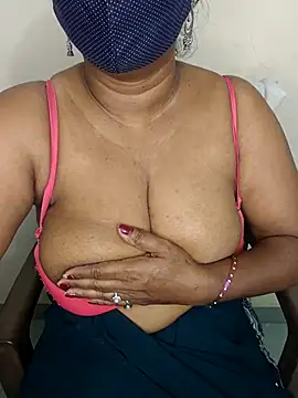 Snapshot of MISS-LOVEV chatting on 12, 7, 2026 MISS-LOVEV online show from 12, 7, 2026
