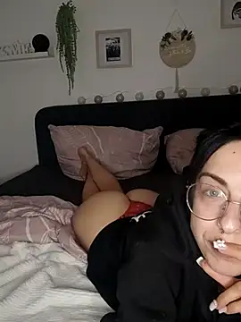 MistressLunaaa online show from 31, 5, 2026