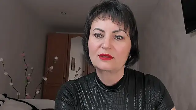 Snapshot of Helen_Beller chatting on 14, 7, 2026 Helen Beller online show from 14, 7, 2026
